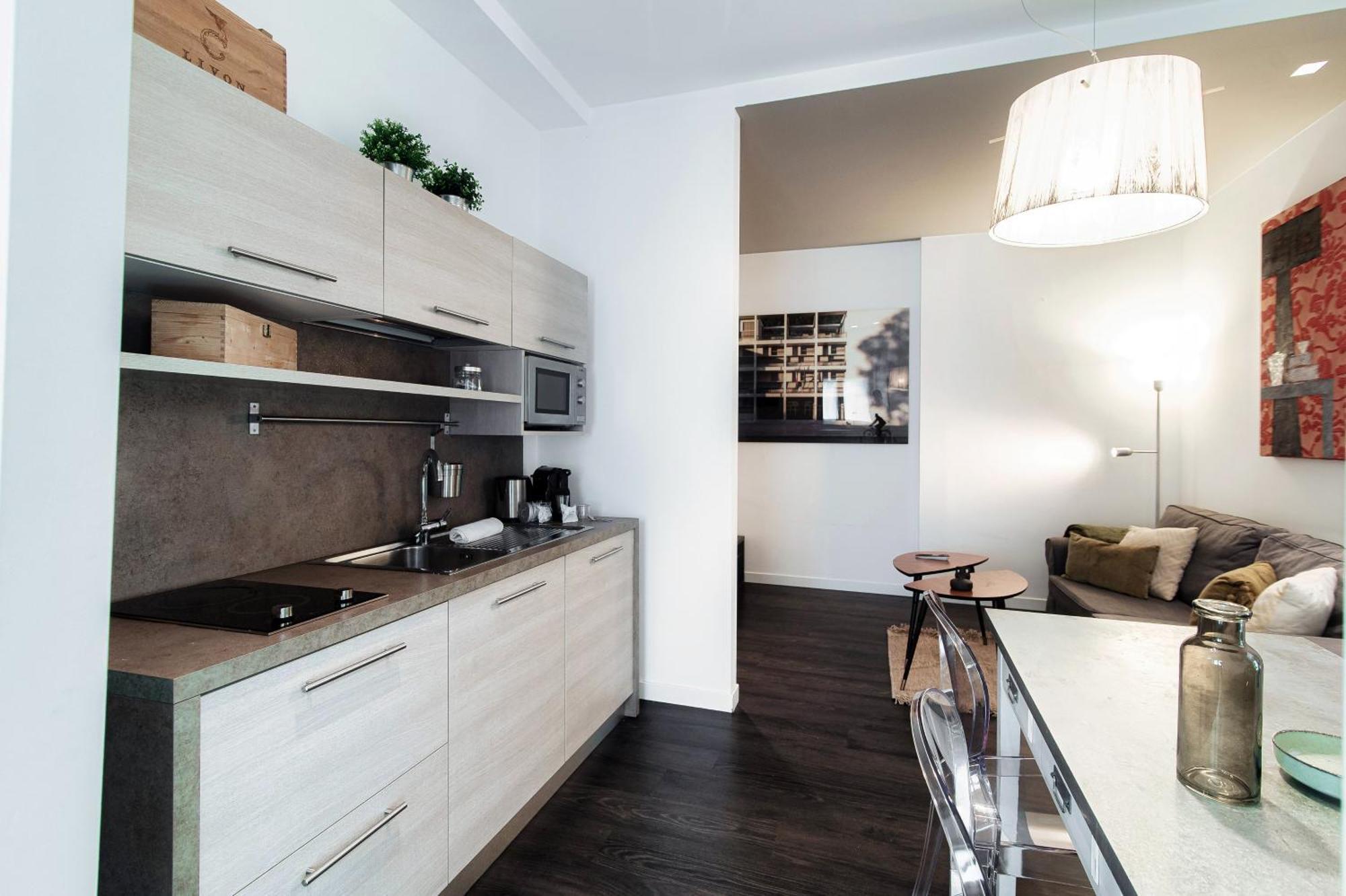 Rezzonico Suites - By Myhomeincomo Exterior foto